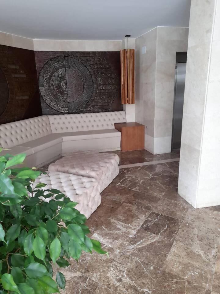 Palm Beach Marbella Apartamento Bagian luar foto