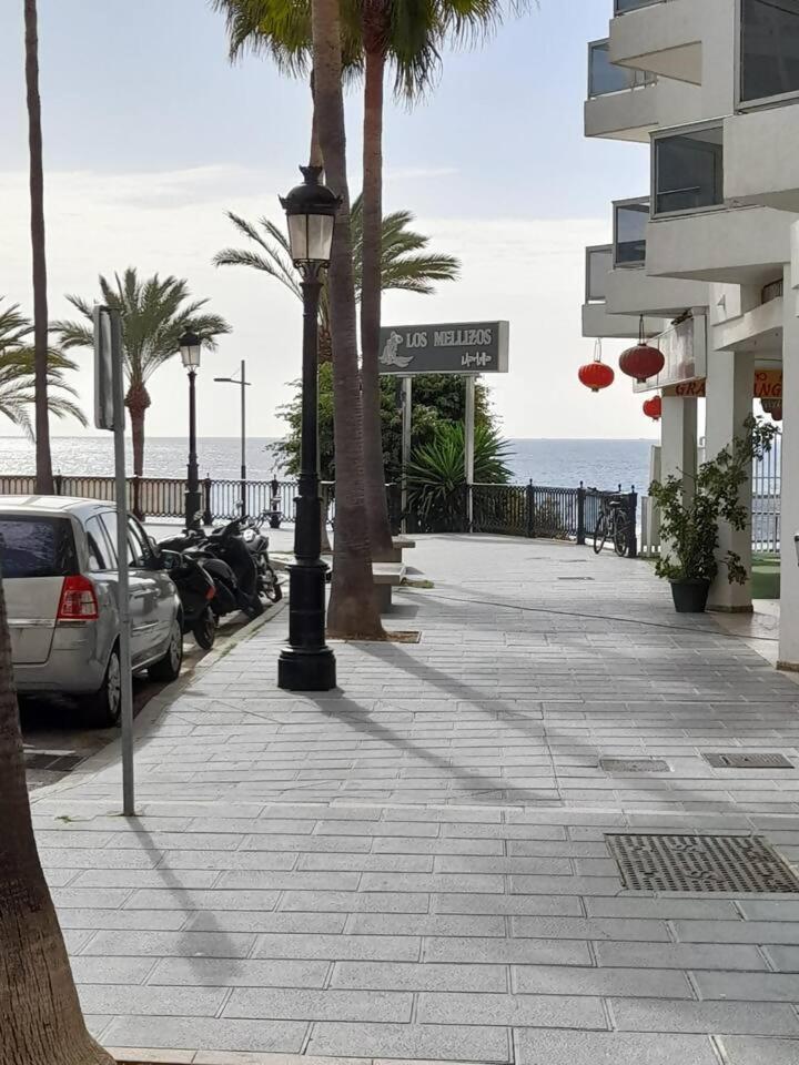 Palm Beach Marbella Apartamento Bagian luar foto