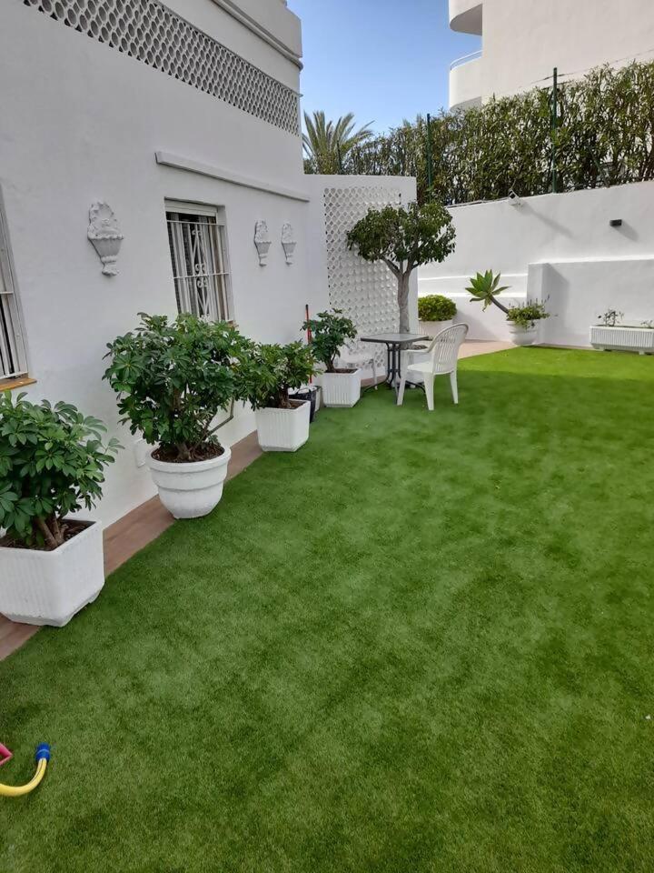 Palm Beach Marbella Apartamento Bagian luar foto