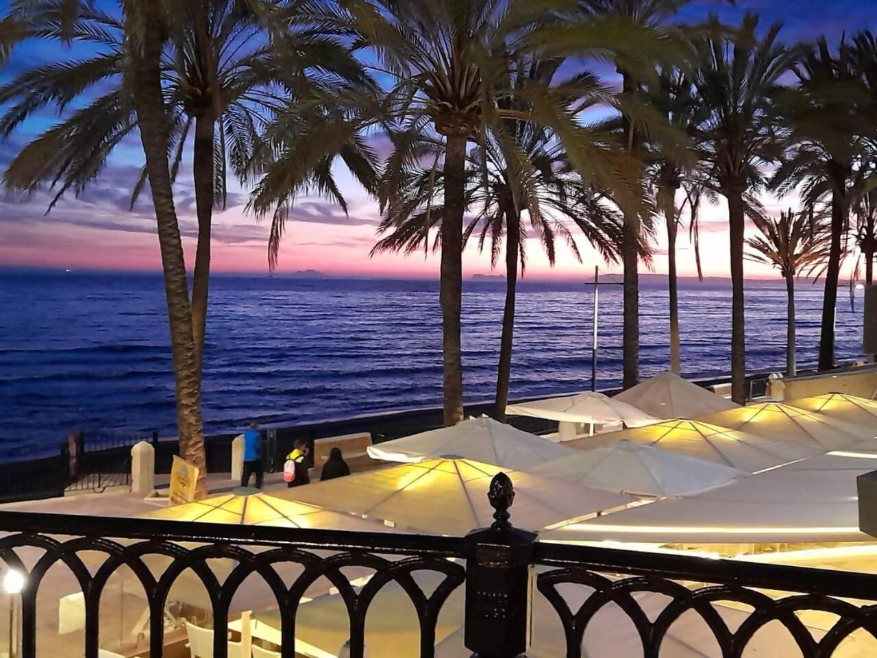 Palm Beach Marbella Apartamento Bagian luar foto